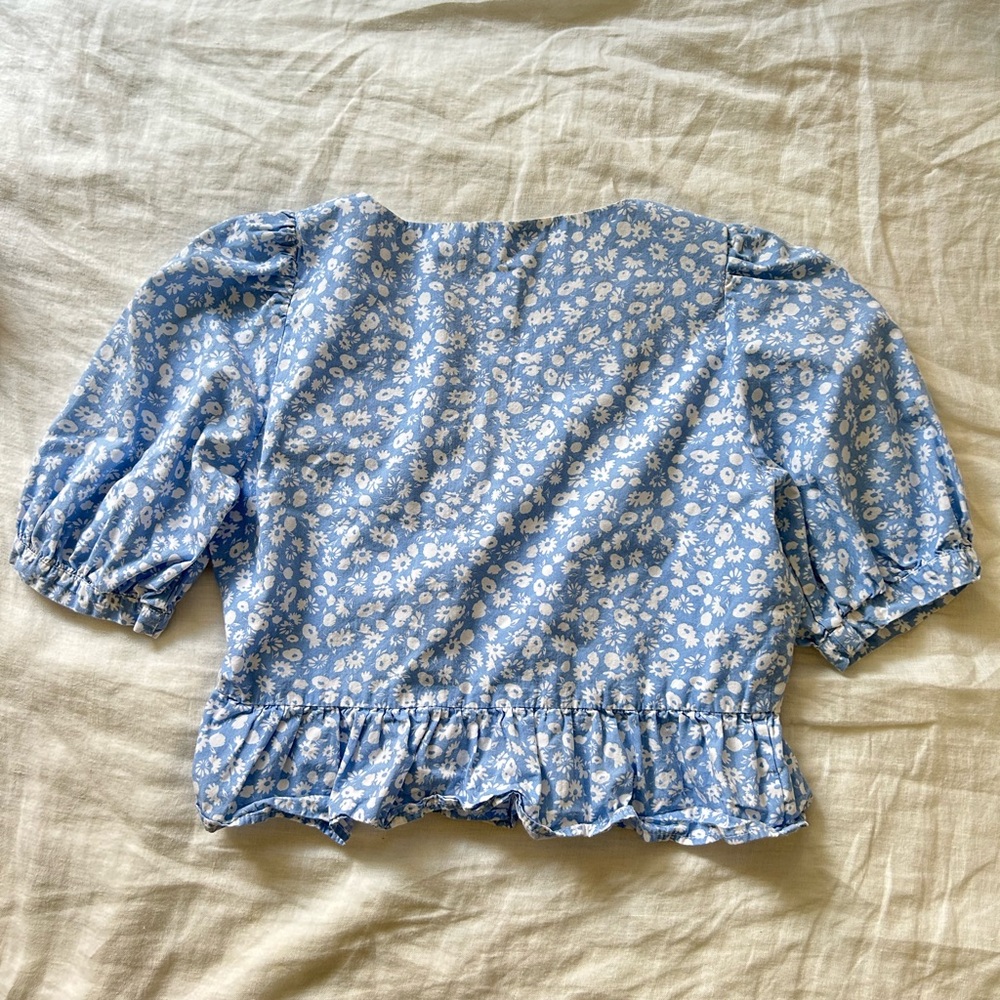 ZARA Floral Peplum Crop Top - Picture 2 of 5